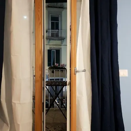 Дом отдыха Light Blue Неаполь