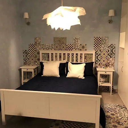 Light Blue Неаполь